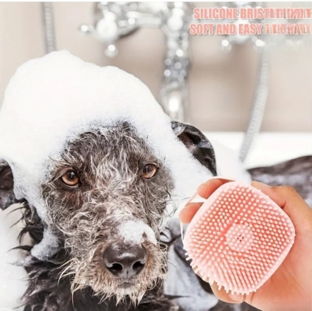 Pet Bath Brush,‎ Soft Comfortable Silicone Animal Shampoo Brush, Grooming Tool